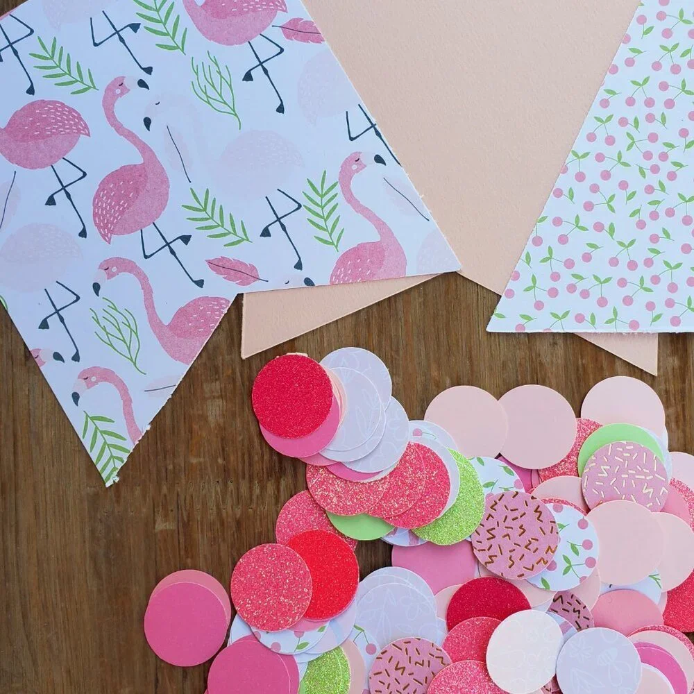 Flamingo Pink and Green Party Decorations Set